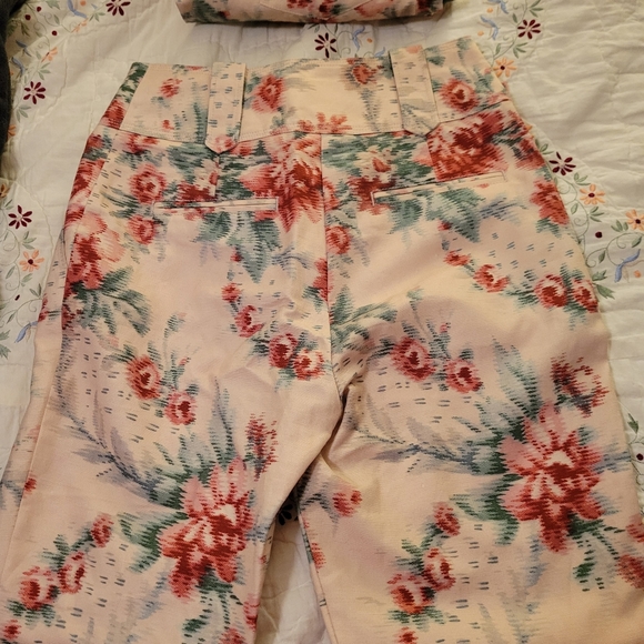 Sezane Tonio Trousers Fleur and Matching Top - Picture 4 of 9
